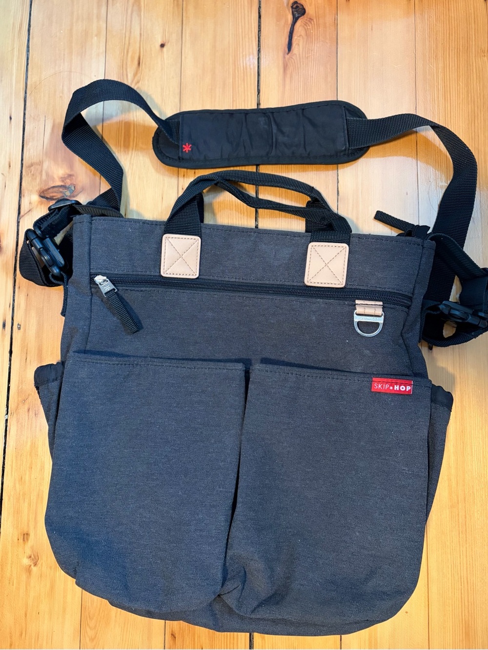 🍼Skip Hop ICONIC duo deluxe charcoal grey diaper Bag EUC w changing pad